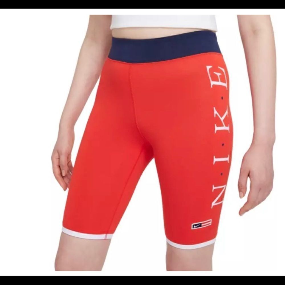 Nike Women's Sportswear Essential Americana Bike Shorts
